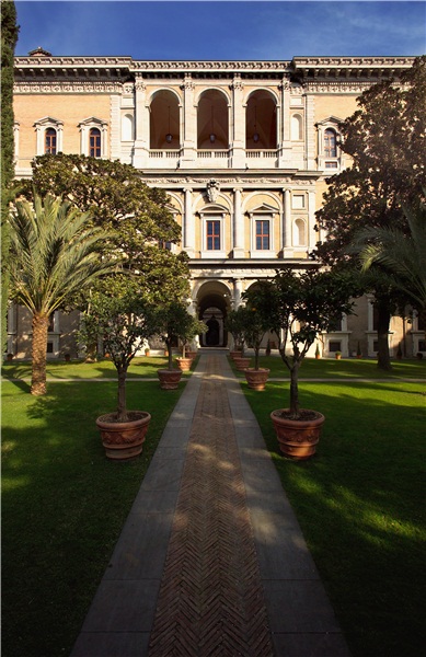 Jardin du Palais Farnèse - Vue de l'entrée du Palais